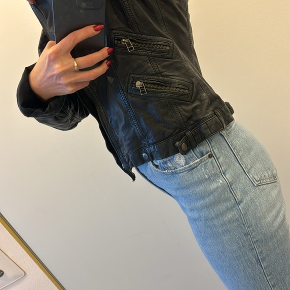 Danier leather jacket - Picture 4 of 14